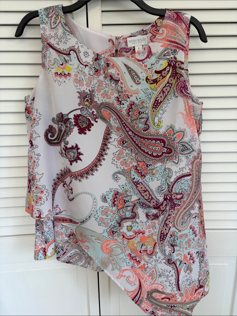 Bisou Bisou Women's Sm Sleeveless Top Multicolor Asymmetrical Flowy Layered